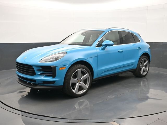 2019 PORSCHE Macan