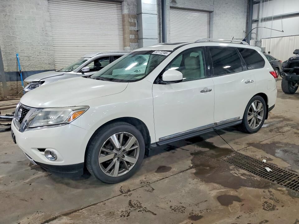 2015 NISSAN Pathfinder