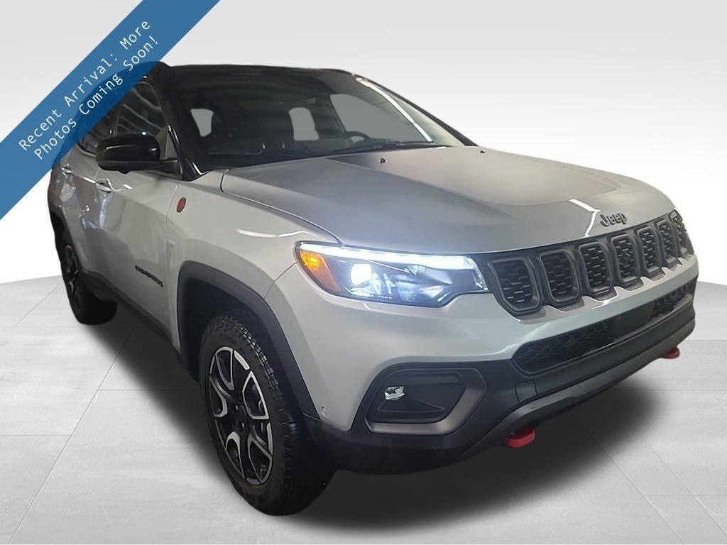 2025 JEEP Compass