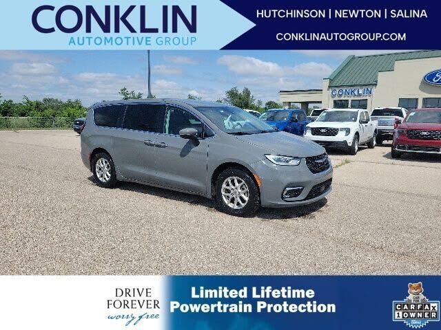 2023 CHRYSLER Pacifica