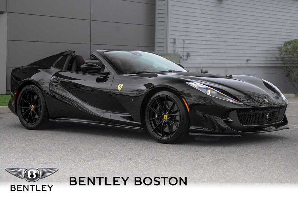 2021 FERRARI 812GTS
