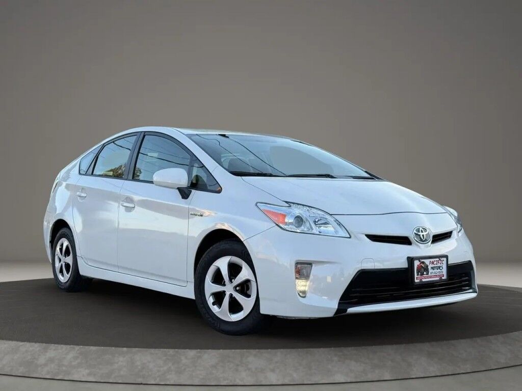 2015 TOYOTA PRIUS