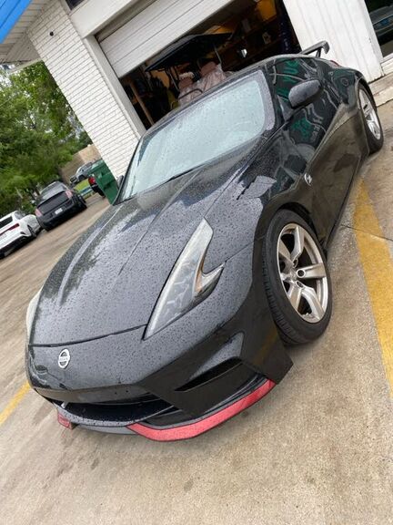2015 NISSAN 370Z