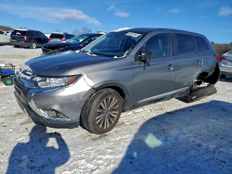 2020 MITSUBISHI Outlander