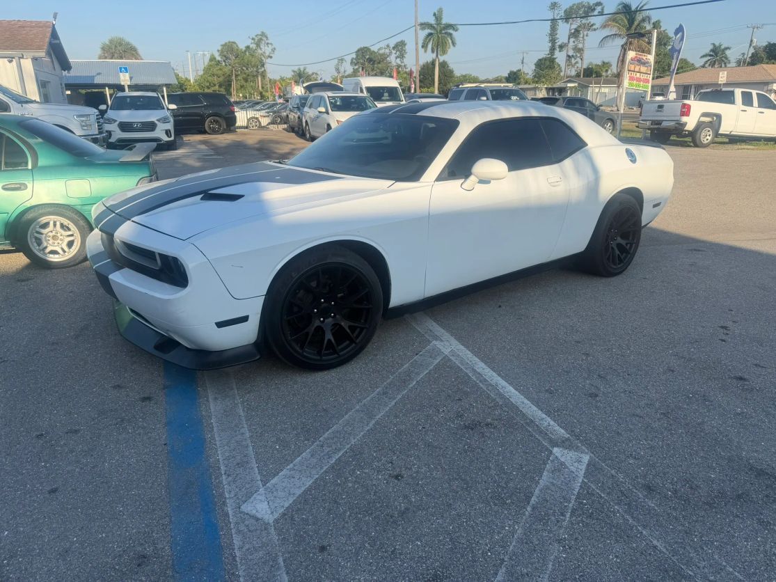 2014 DODGE Challenger