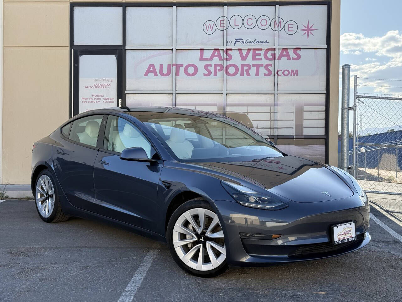 2023 TESLA Model 3