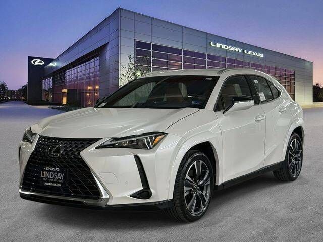 2025 LEXUS UX