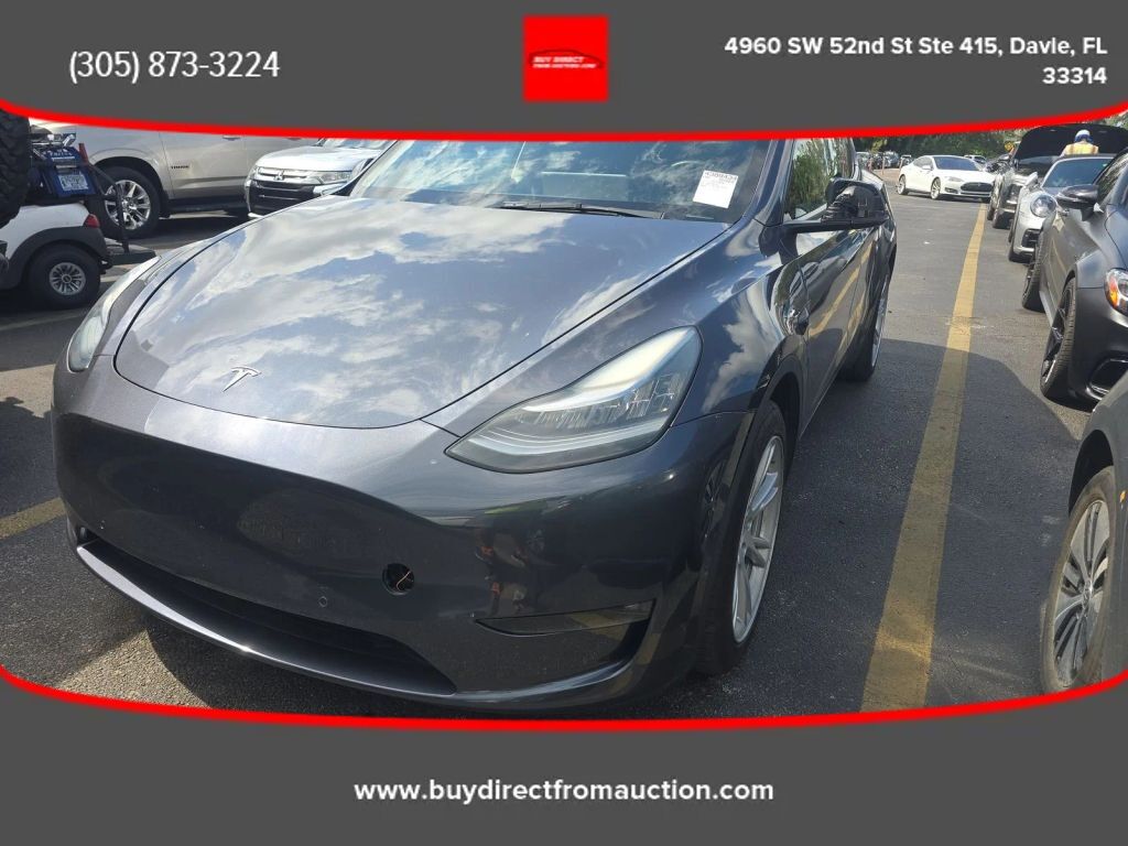 2021 TESLA Model Y