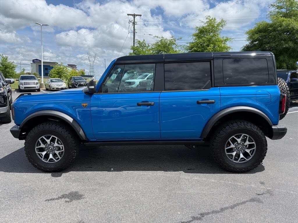 2025 FORD Bronco