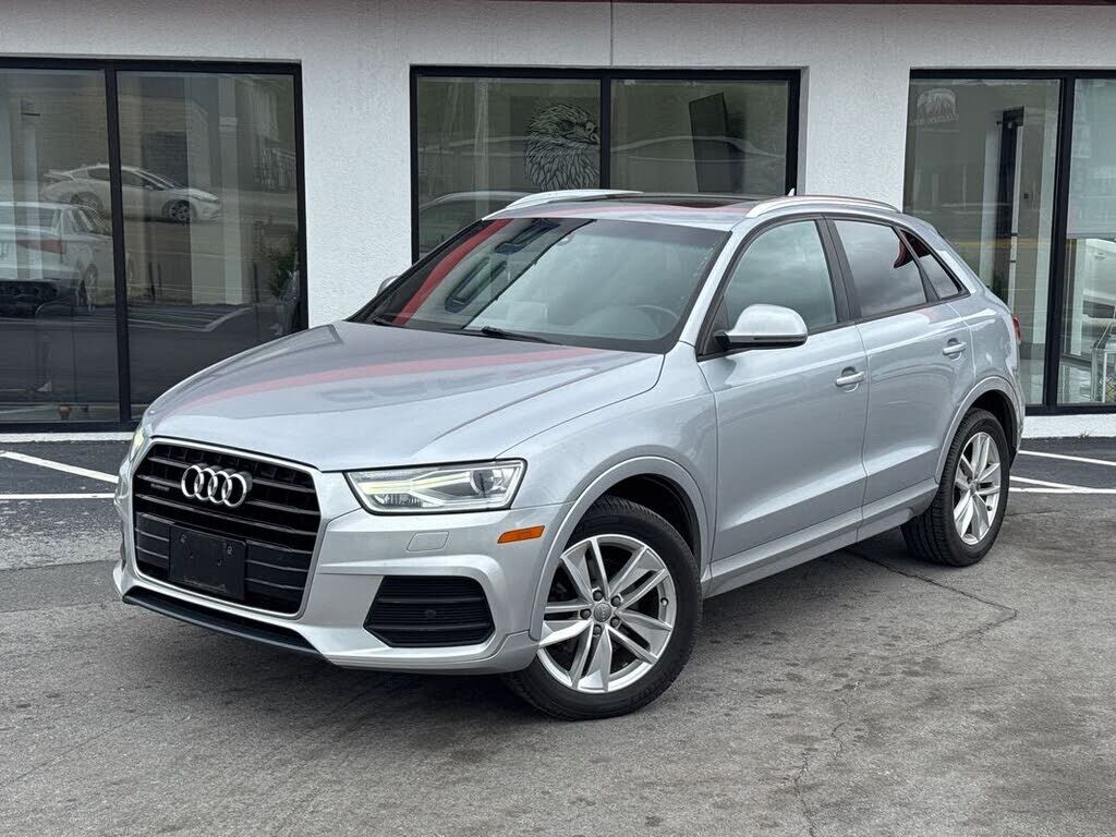 2017 AUDI Q3