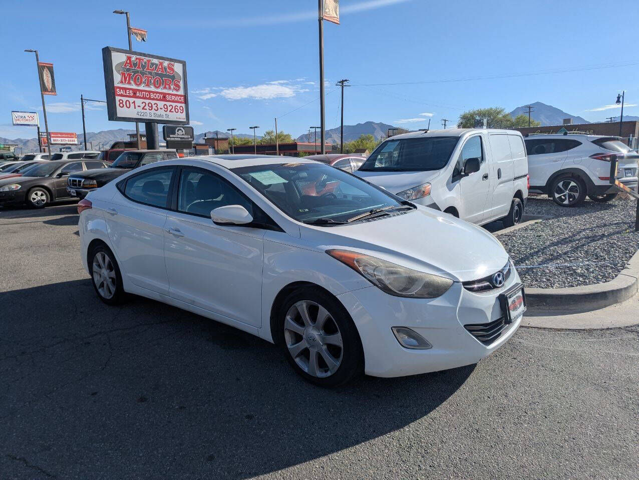 2011 HYUNDAI Elantra