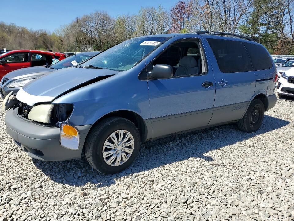 2002 TOYOTA Sienna