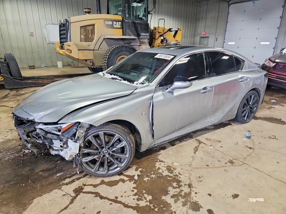 2022 LEXUS IS