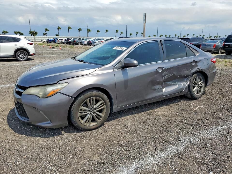2017 TOYOTA Camry
