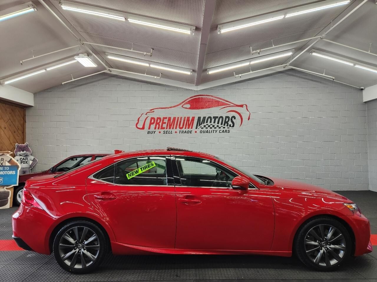 2016 LEXUS IS