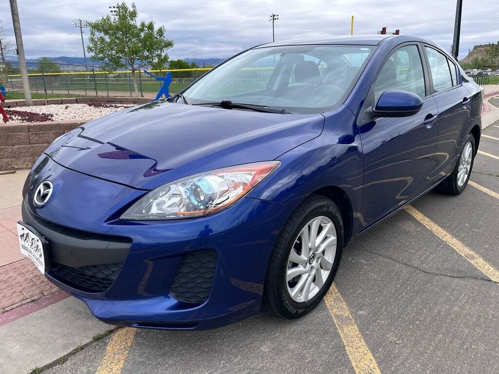 2013 MAZDA Mazda3