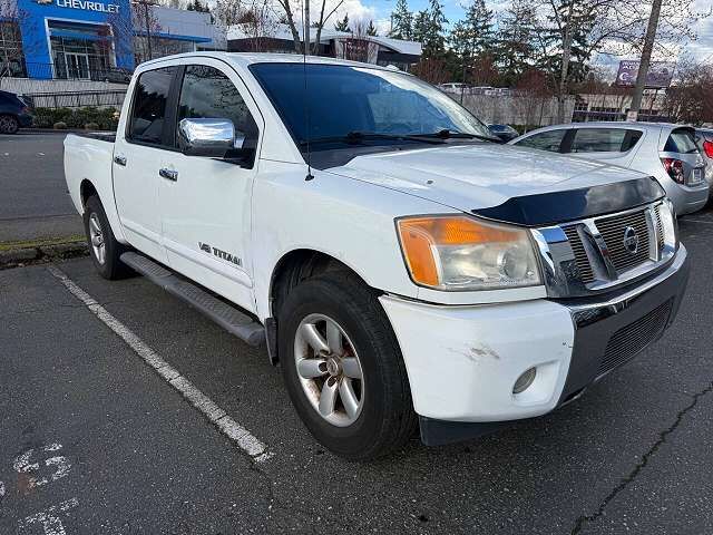 2014 NISSAN Titan