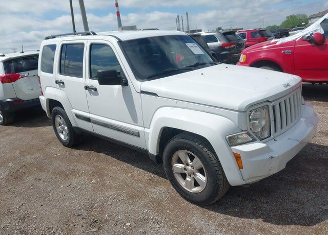 2012 JEEP Liberty