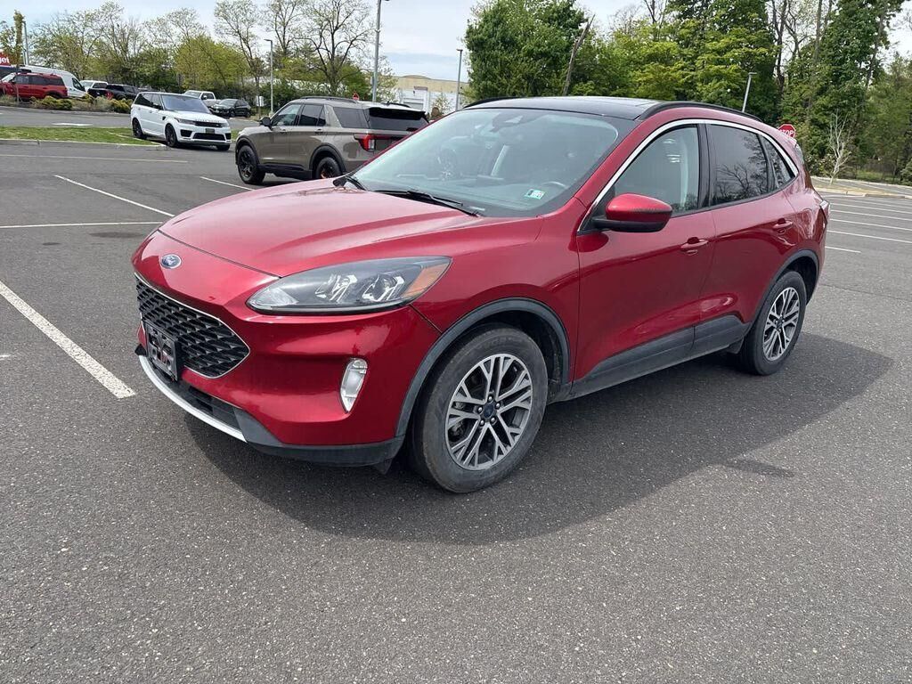 2021 FORD Escape
