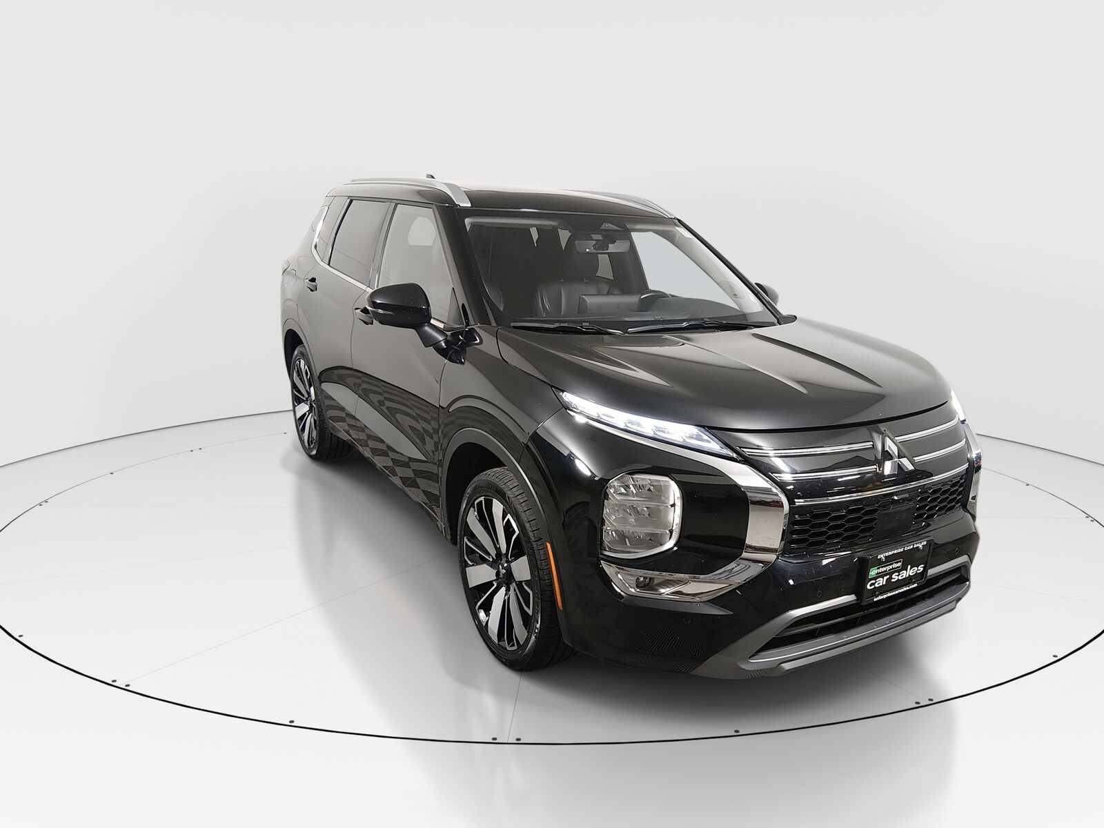 2025 MITSUBISHI Outlander