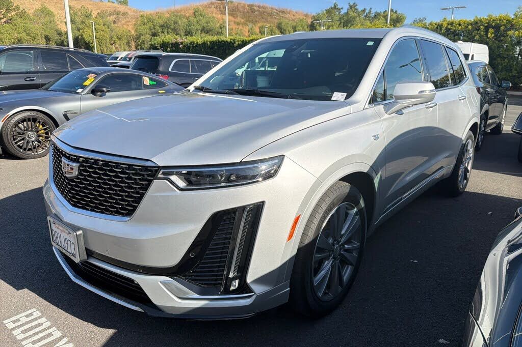 2020 CADILLAC XT6