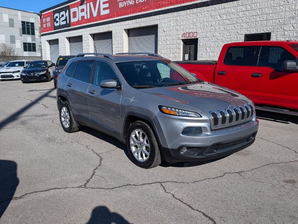 2018 JEEP Cherokee