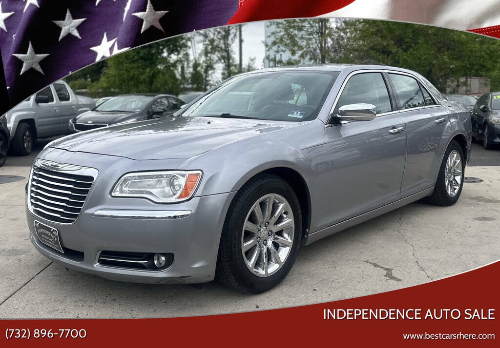 2013 CHRYSLER 300