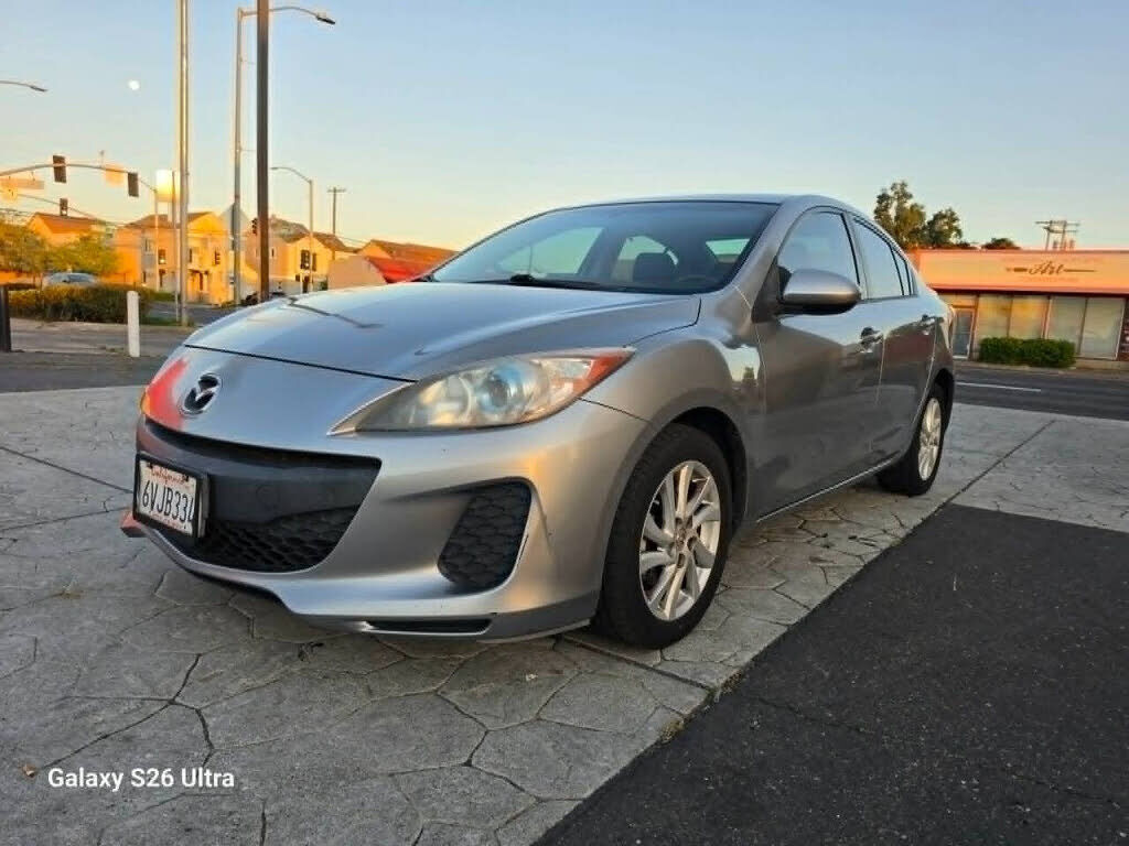 2012 MAZDA Mazda3