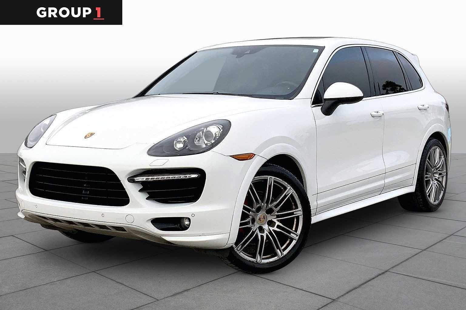 2014 PORSCHE Cayenne