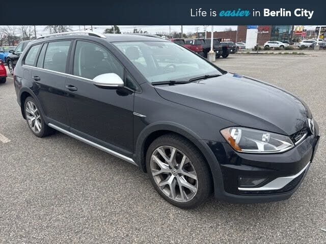 2017 VOLKSWAGEN Golf Alltrack