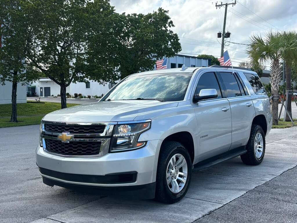 2017 CHEVROLET Tahoe