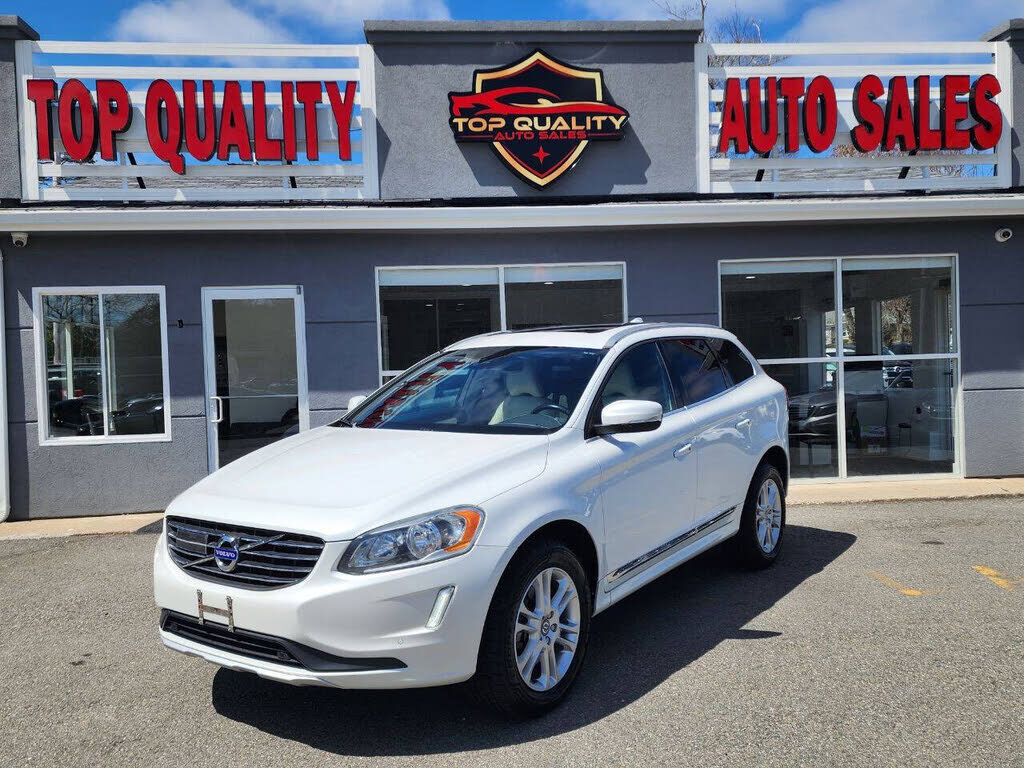 2015 VOLVO XC60