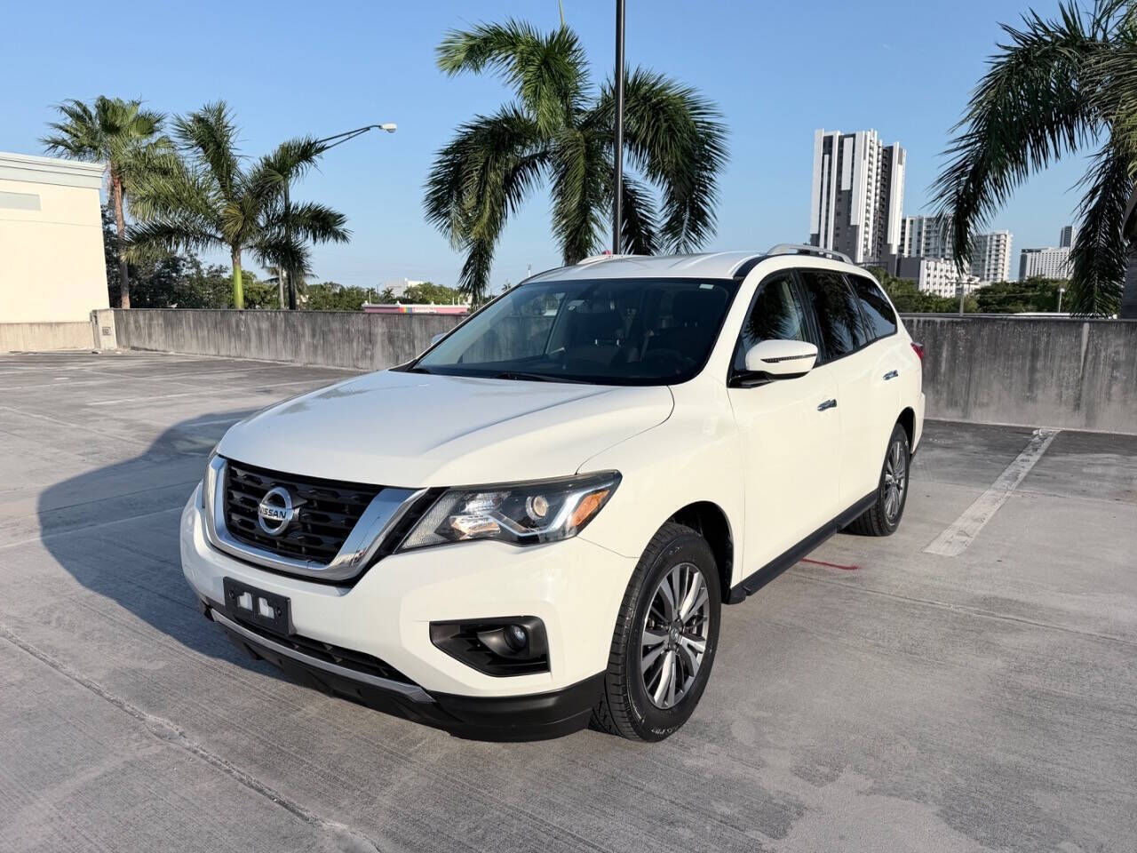 2019 NISSAN Pathfinder