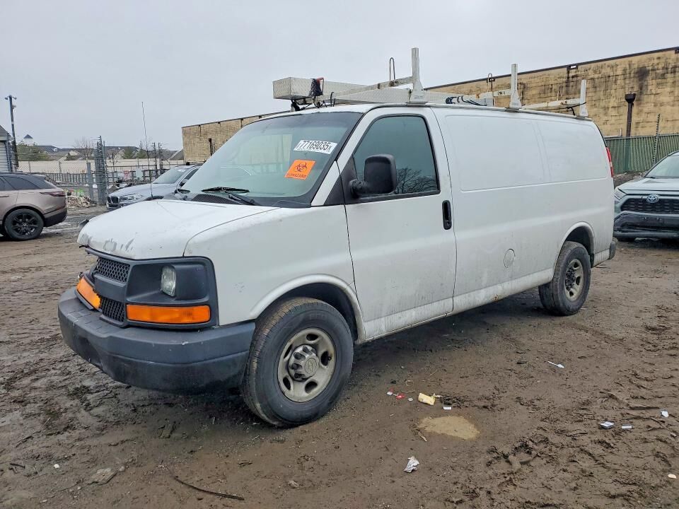 2012 CHEVROLET Express
