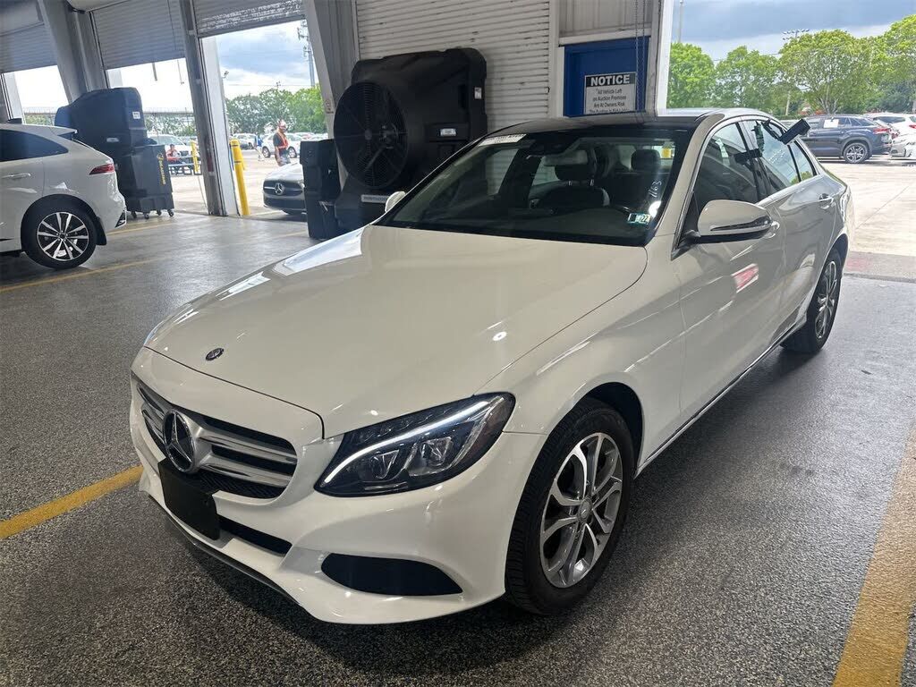 2016 MERCEDES-BENZ C-Class
