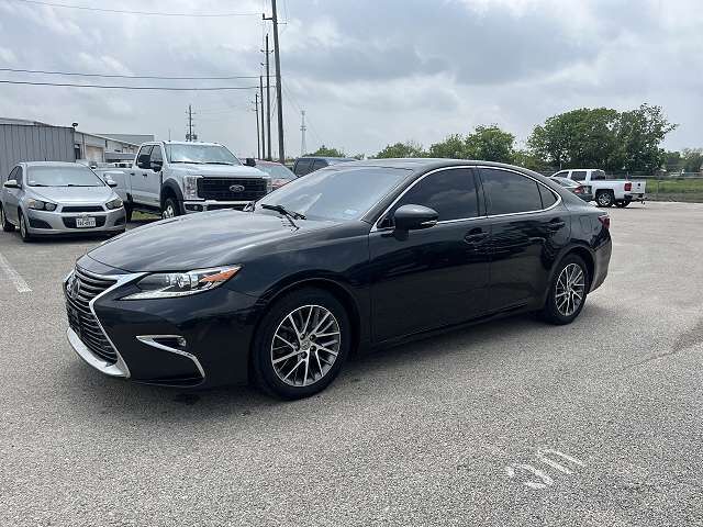 2018 LEXUS ES