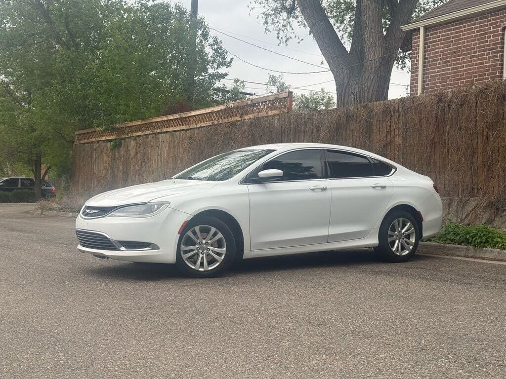 2016 CHRYSLER 200