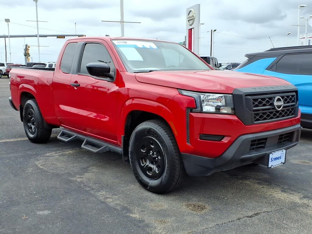 2022 NISSAN Frontier