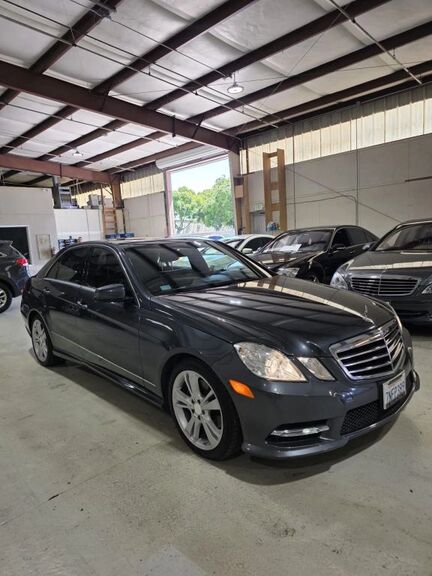 2013 MERCEDES-BENZ E-Class