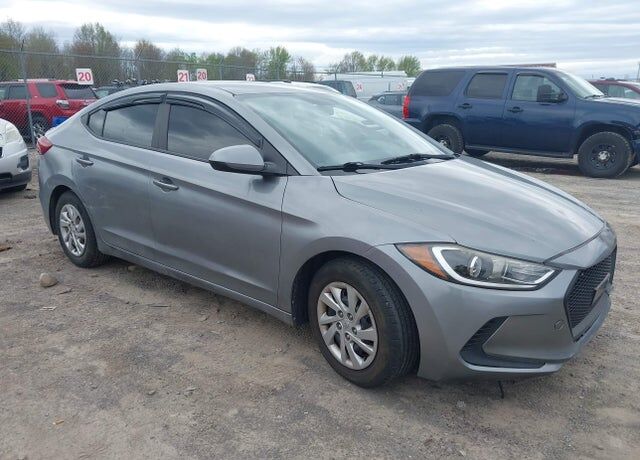 2017 HYUNDAI Elantra