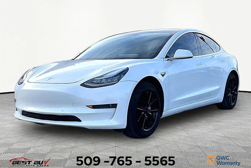 2020 TESLA Model 3