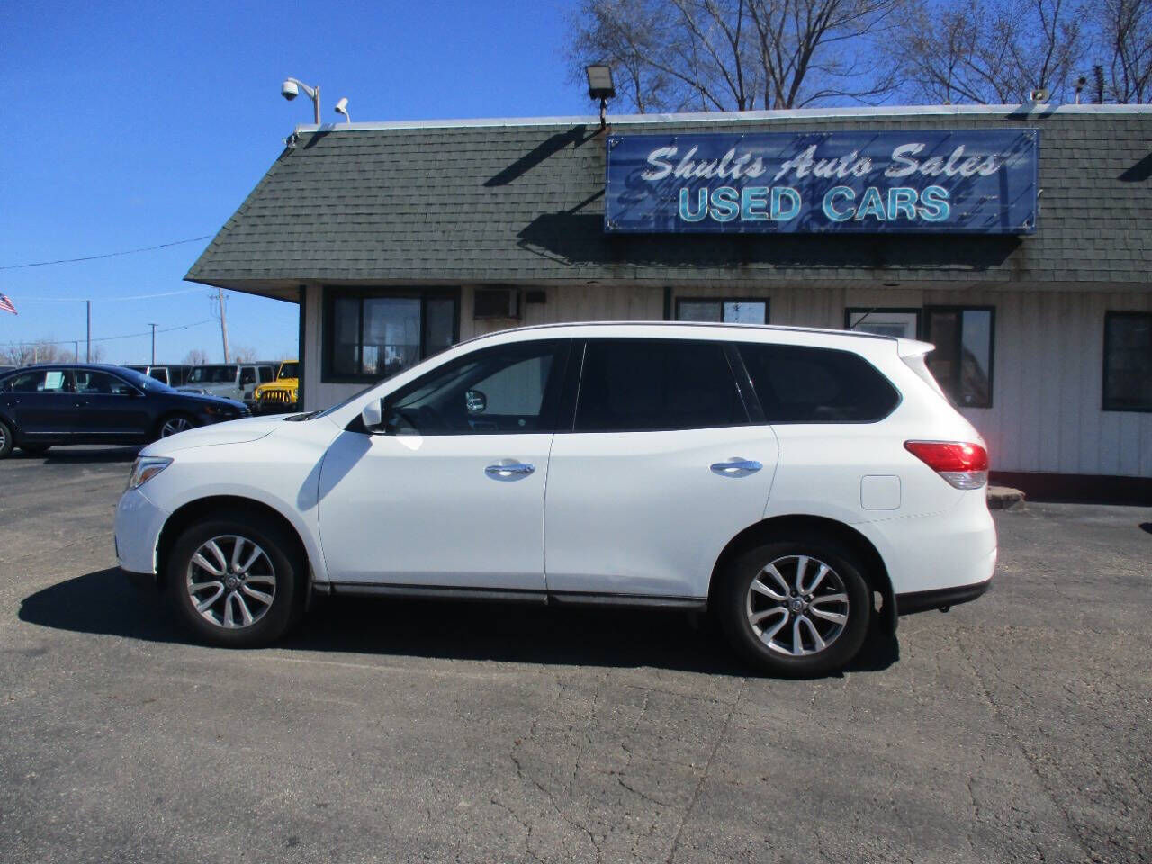 2014 NISSAN Pathfinder