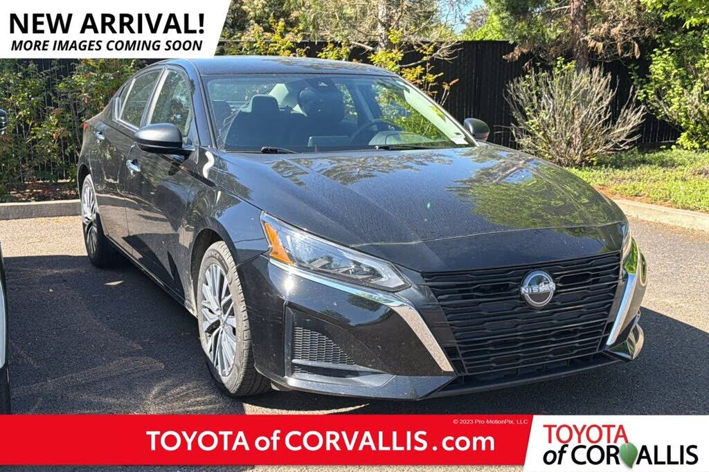 2024 NISSAN Altima