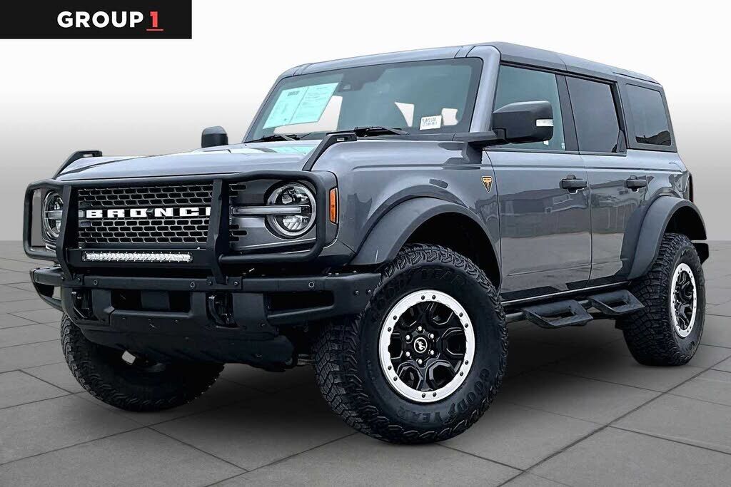 2023 FORD Bronco