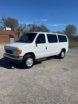 2006 FORD E-350
