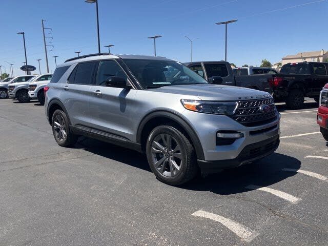 2023 FORD Explorer
