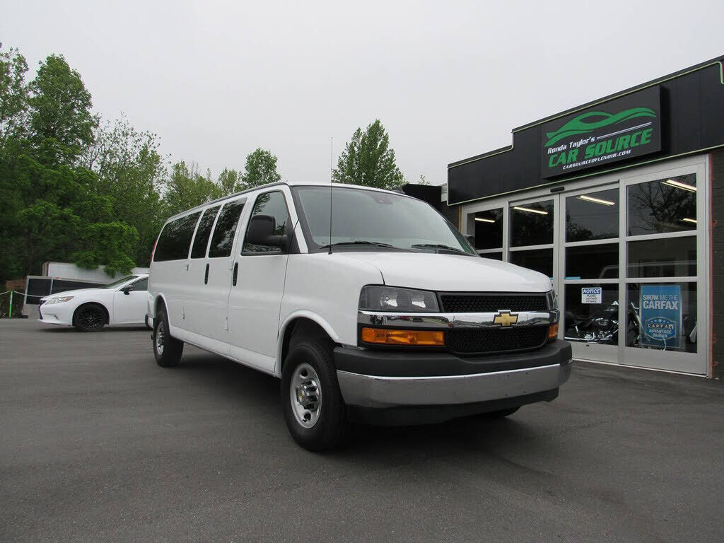 2025 CHEVROLET Express