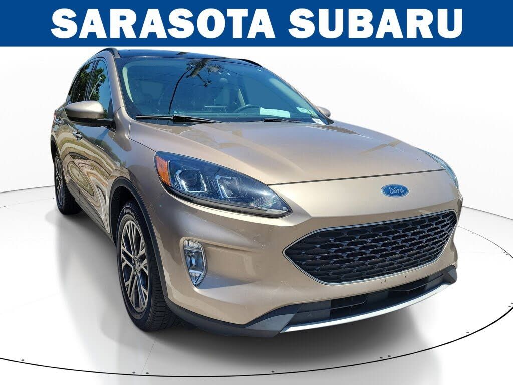 2020 FORD Escape