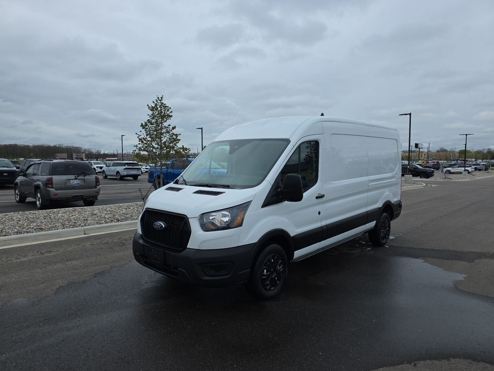 2024 FORD Transit