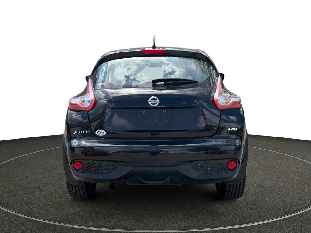 2015 NISSAN Juke